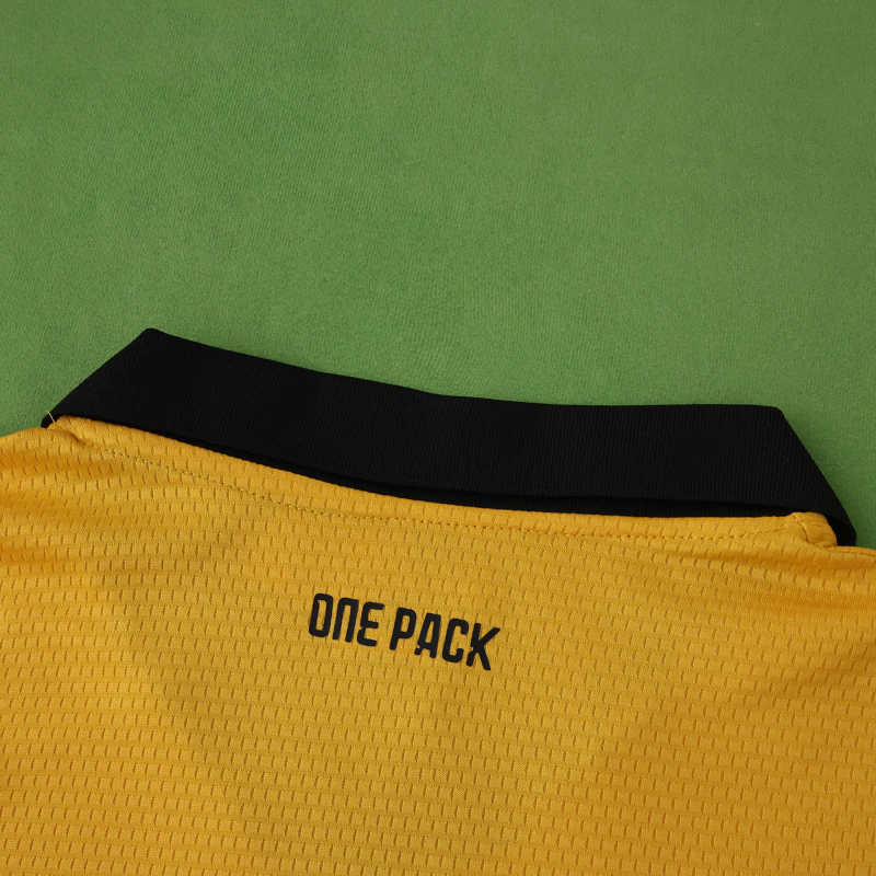 Wolves Home 25-26 (5)